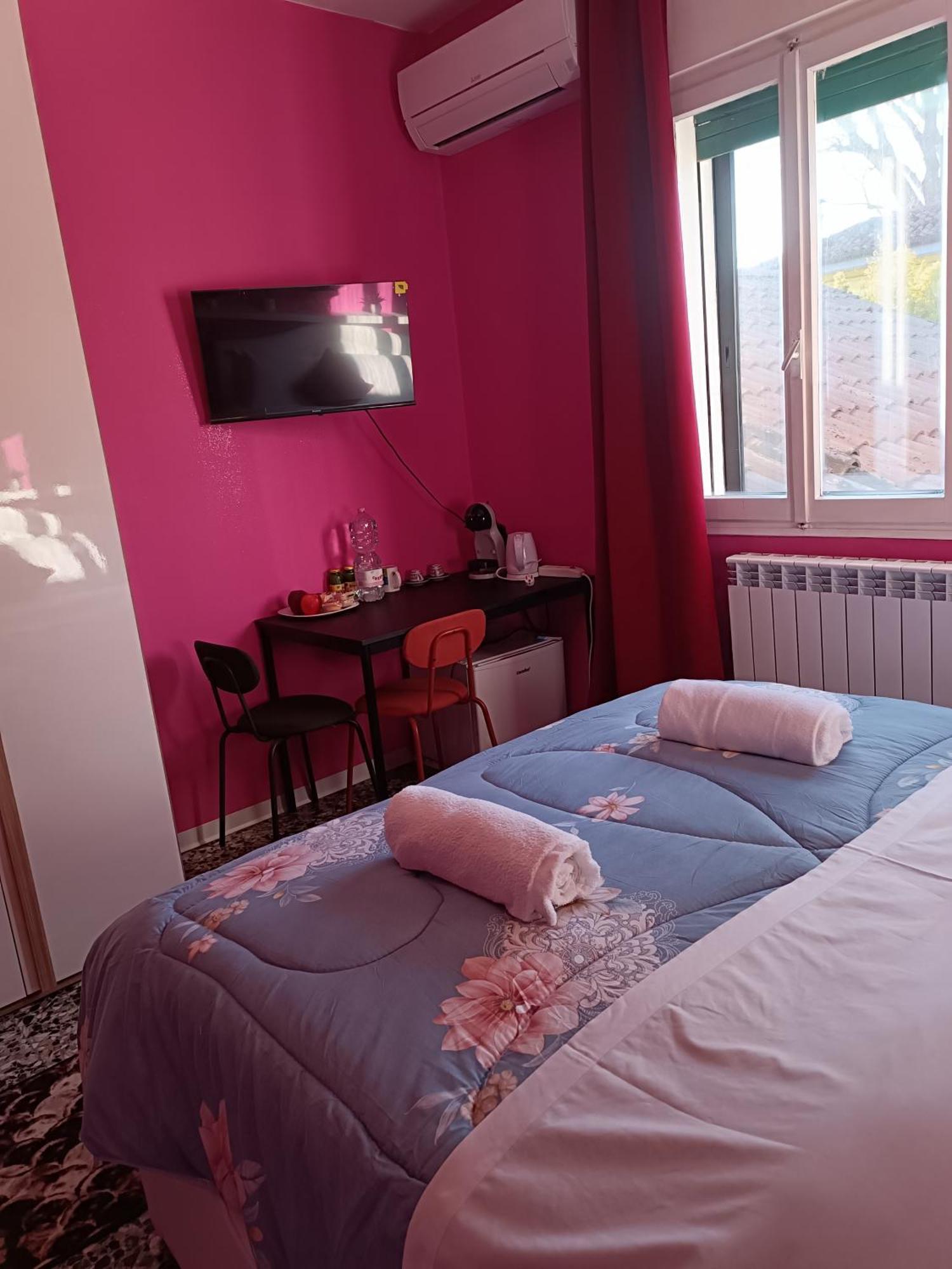 Locazione Turistica 2 Bed & Breakfast Tessera Exterior photo